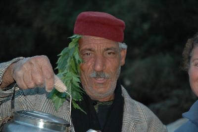 Marionnette sur les lieux touristiques et on vous l'assure, nous n'en avons jamais rencontré d'autres dans les rues, ni au plus profond des petits villages ni en centre ville. Trop fort, il réussit même à déguiser des touristes.