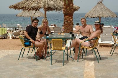 Plage avec René et Manuela, deux suisses