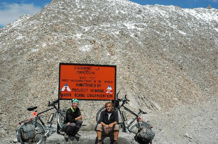 Au col Khardung La  5'606 m d'altitude