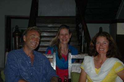 En compagnie de notre charmante traductrice, Maia
