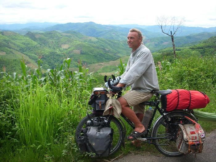 Entre Muang Kham et Phoulao