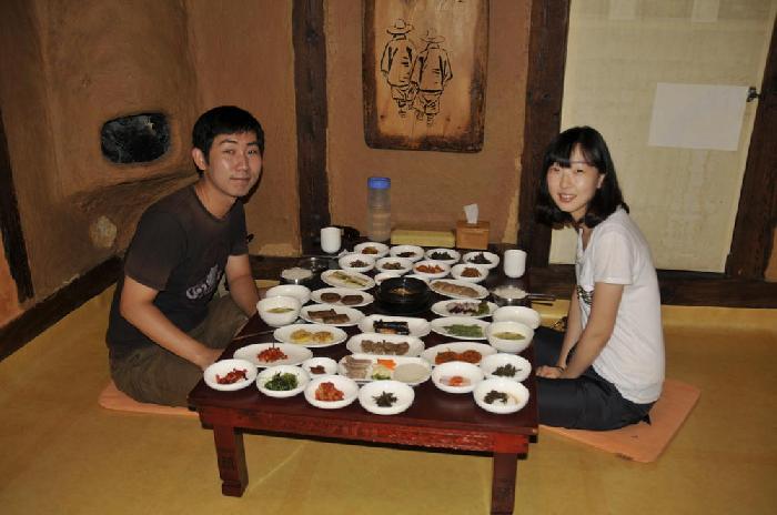 Un repas traditionnel coren  Taebaek